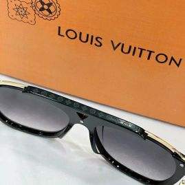 Picture of LV Sunglasses _SKUfw57303546fw